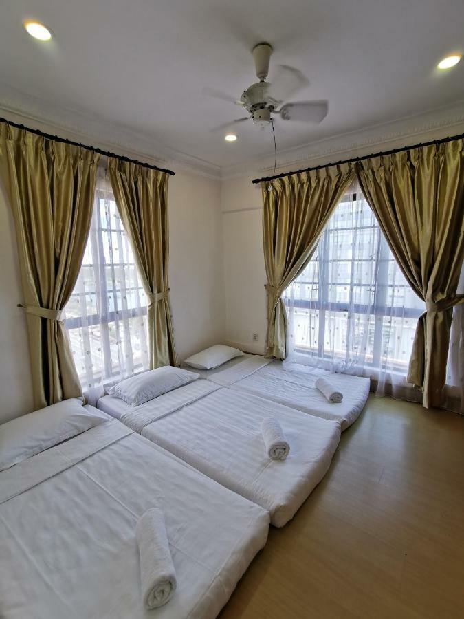 Marina Court Luxury Penthouse Appartement Kota Kinabalu Buitenkant foto